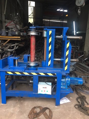 Máy uốn chân bể bơi di động