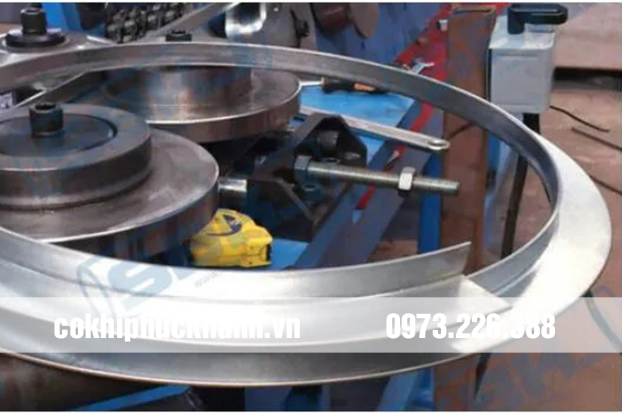 Uốn thép V (V3-V250)